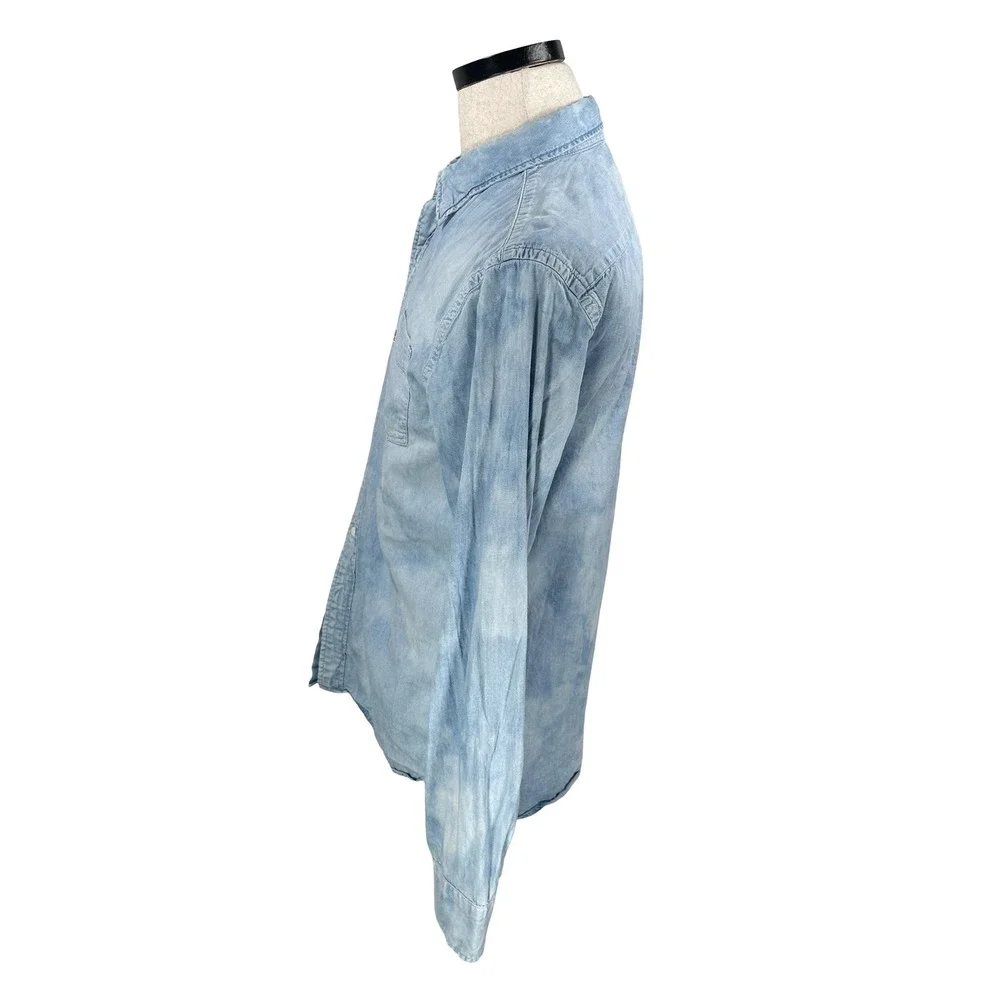 Levis‎ Mens Acid Wash Denim Button Down Shirt Light Blue Cloud Sky Wash Medium